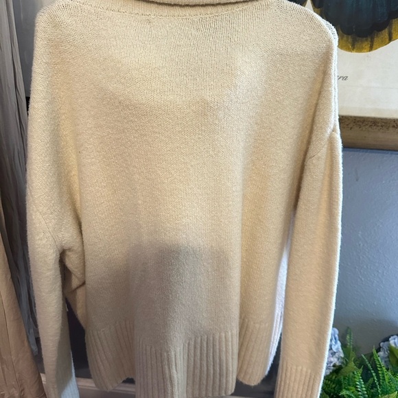 Rachel oversized cowl neck - Picture 4 of 4